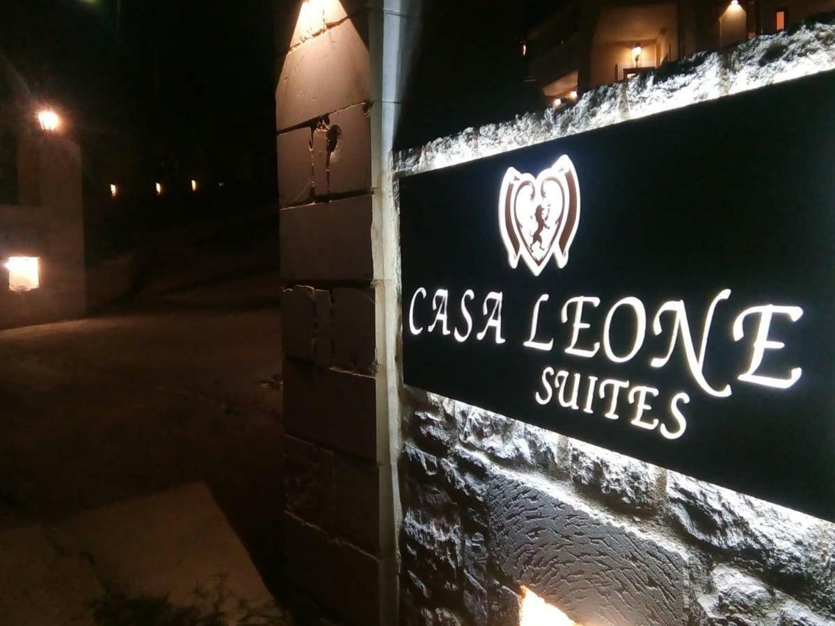 Casa Leone Suites Stalos Luaran gambar