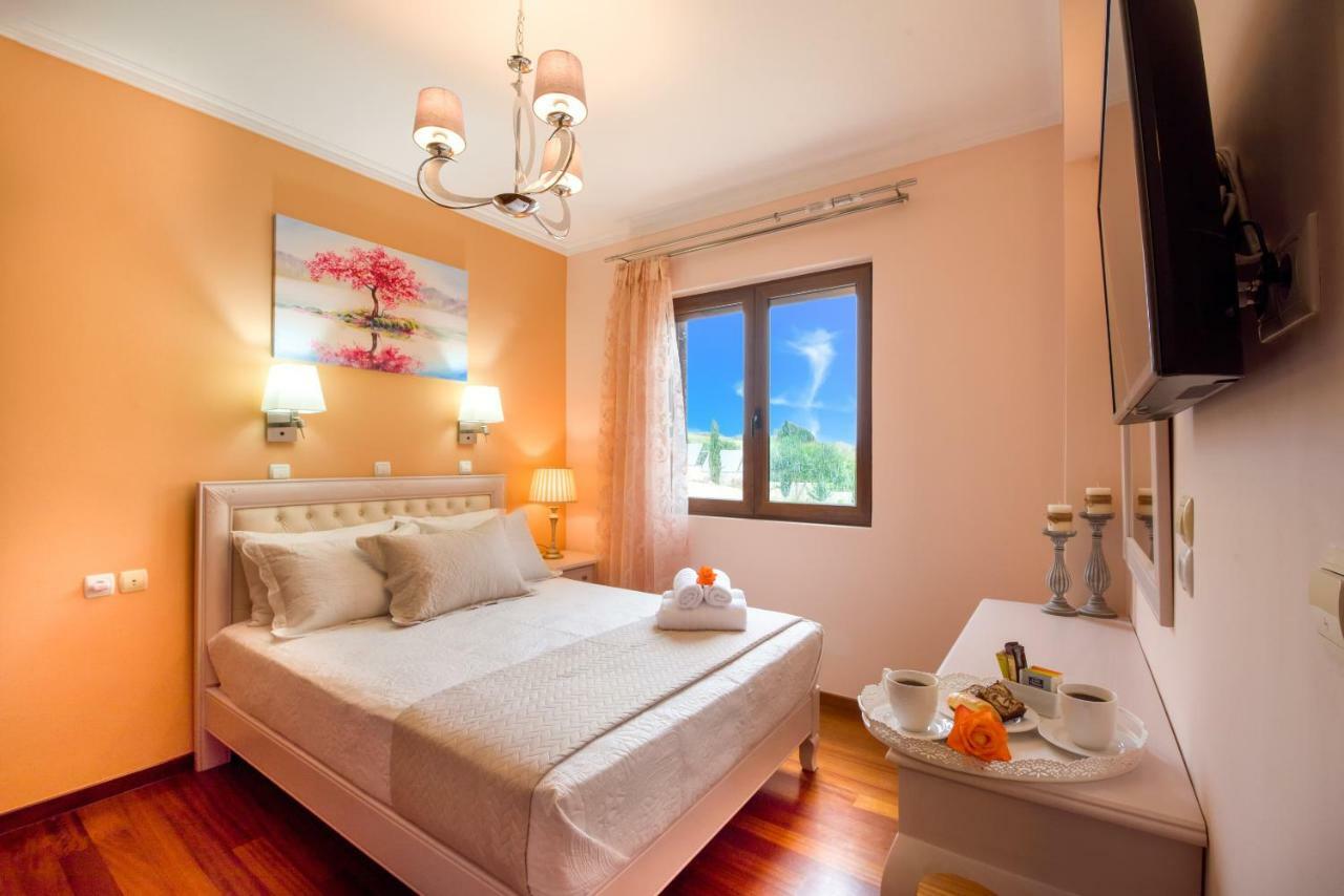 Casa Leone Suites Stalos Luaran gambar