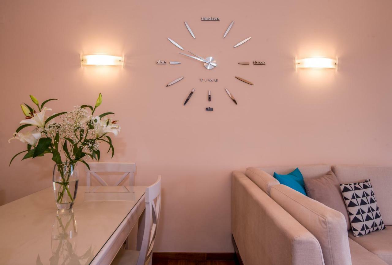 Casa Leone Suites Stalos Luaran gambar